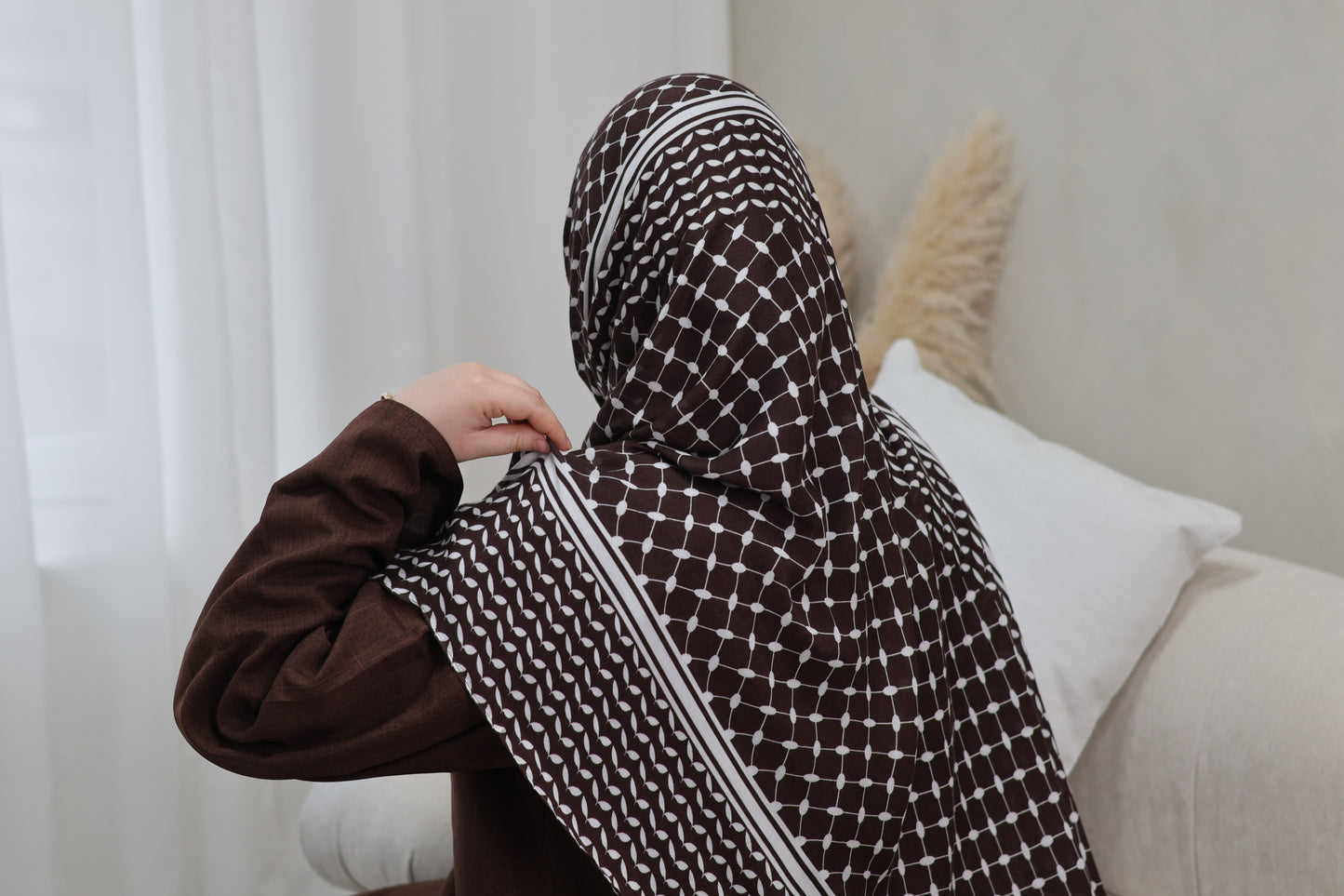Keffiyeh Modal Hijab - Coffee Brown