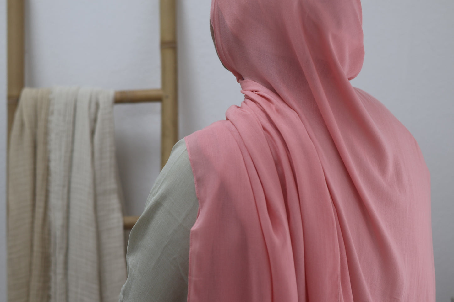 Orchid Pink - Modal